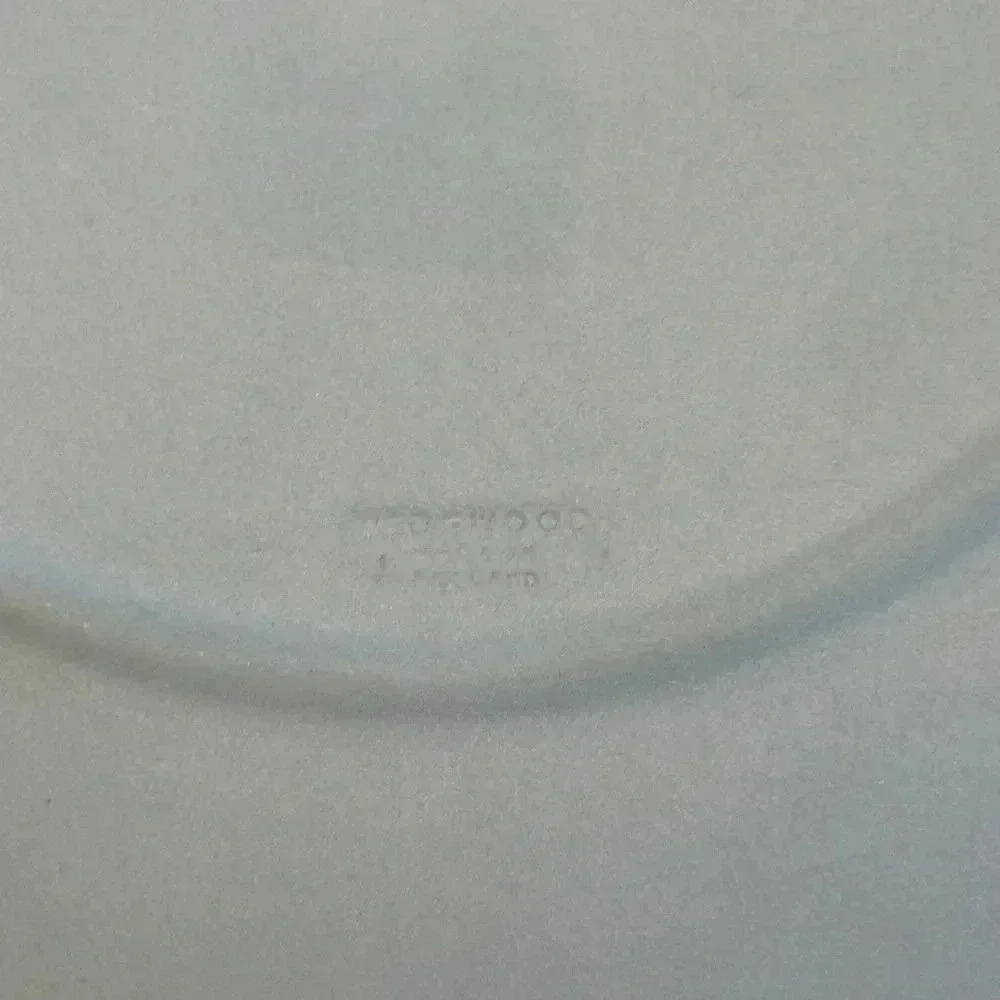 Wedgewood Christmas Plate 2000 - Picture 5 of 5